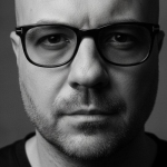 Adolfo Cerdán transforma el estrés del día a día en ritmo urbano para bailar y desconectar